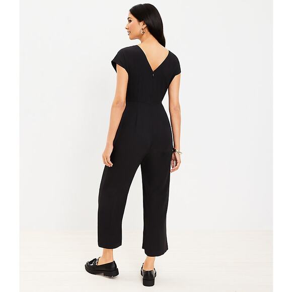 NWOT Loft Petites Woman's Black V-Back Jumpsuit- Size 12P - Picture 2 of 15